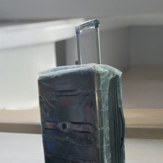 Medium size rubber material travel suitcase luggage bag 15kgs capacity